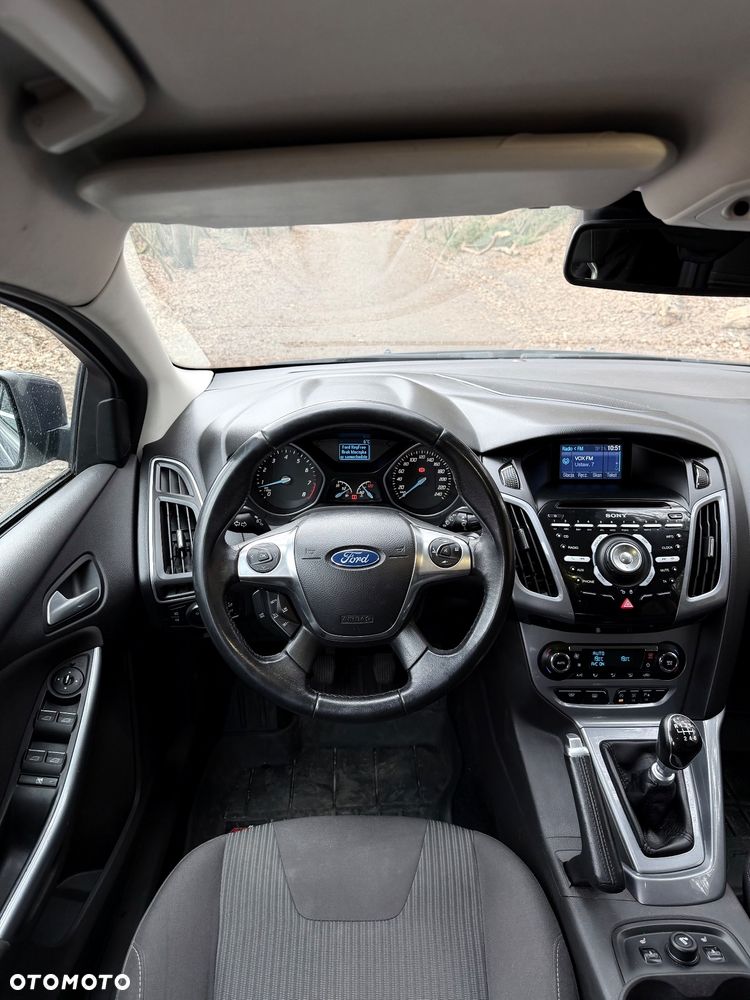Ford Focus 1.0 EcoBoost Titanium - 10