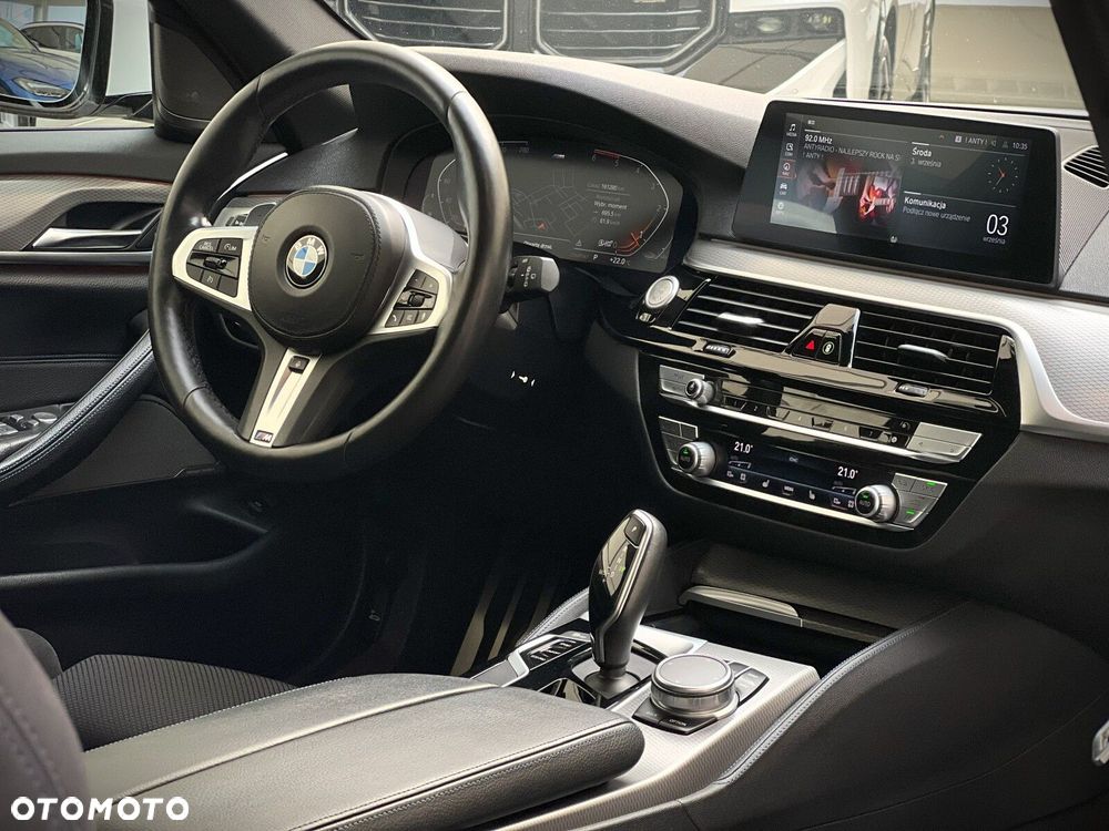BMW Seria 5 - 36