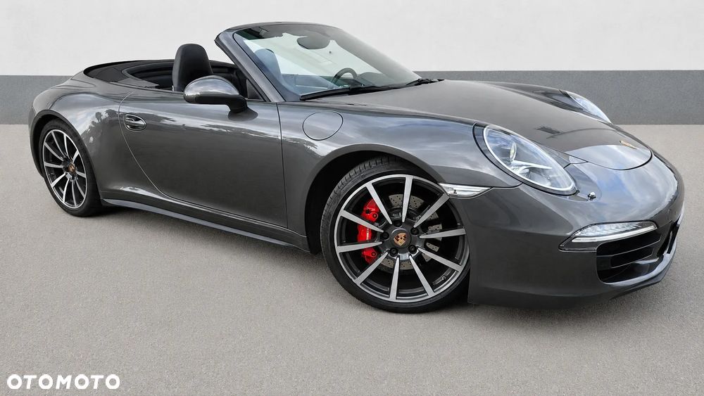 Porsche 911 Carrera 4S PDK - 24