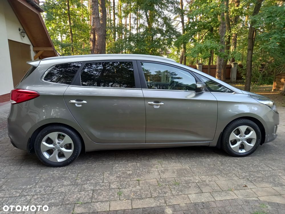 Kia Carens 1.7 CRDi L - 8