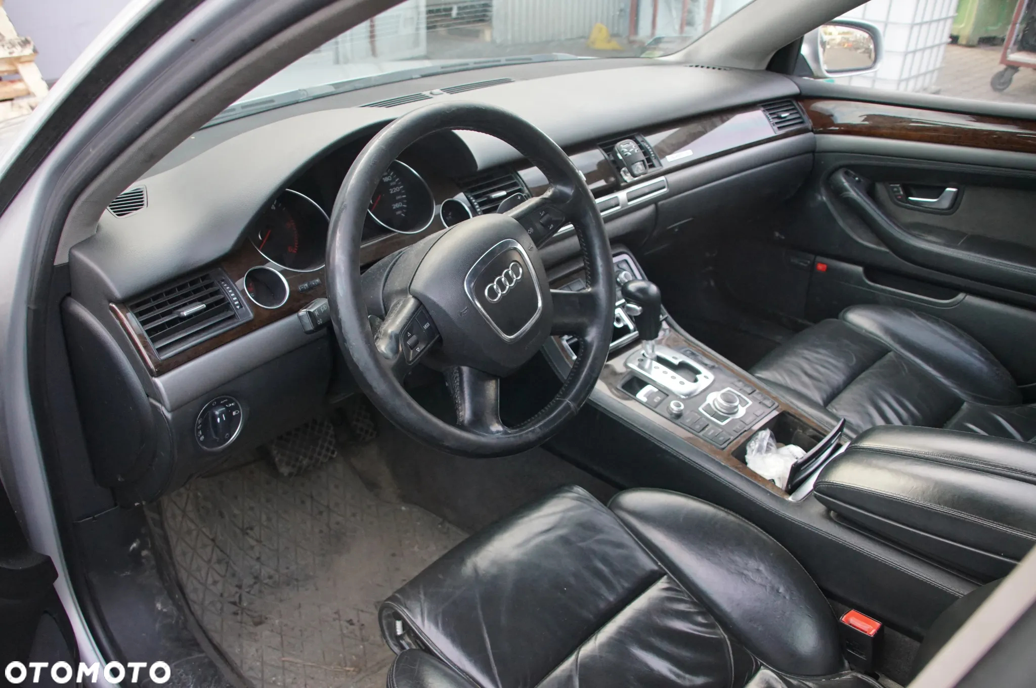 Pojazd na części 692106889 Audi A8 d3 3.0 TDI ASB skrzynia GZV lakier LY7W - 10