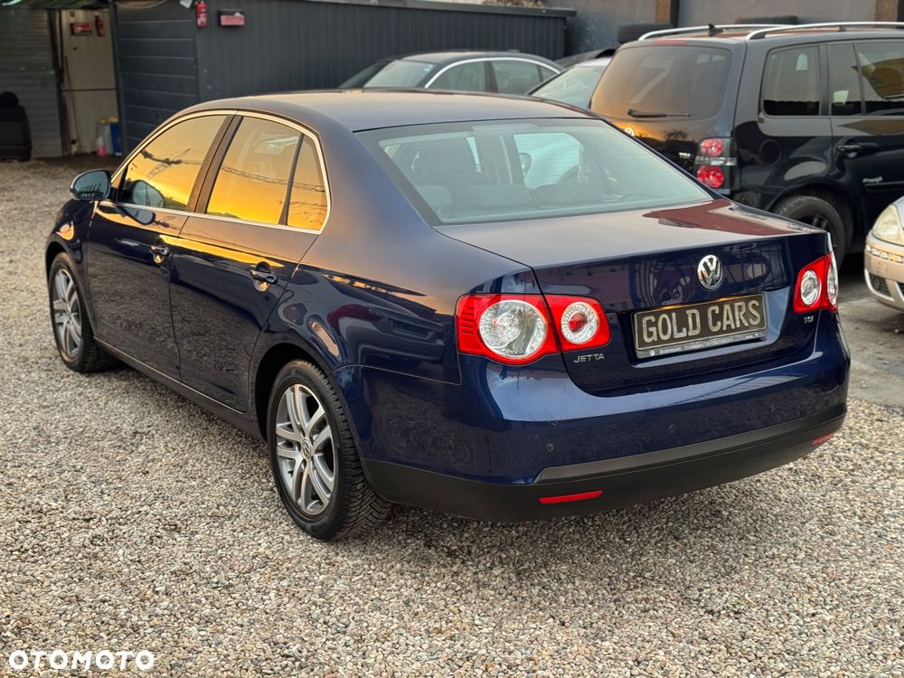 Volkswagen Jetta 1.4 TSI Sportline - 8