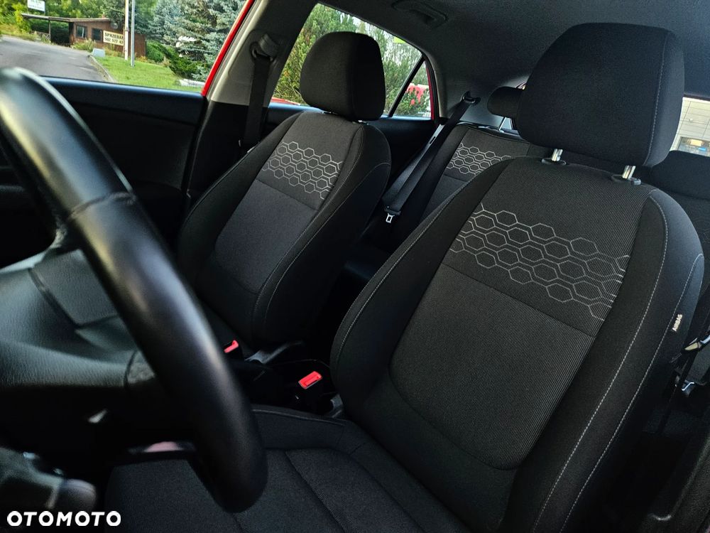 Kia Rio 1.2 Attract - 25