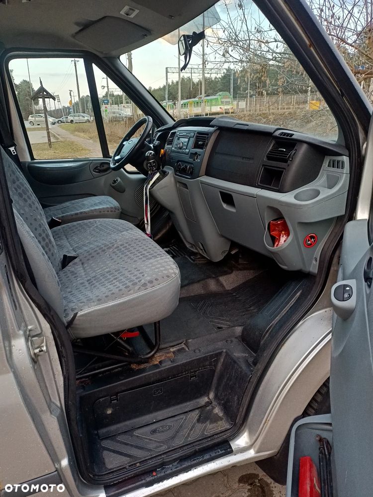 Ford Transit - 5