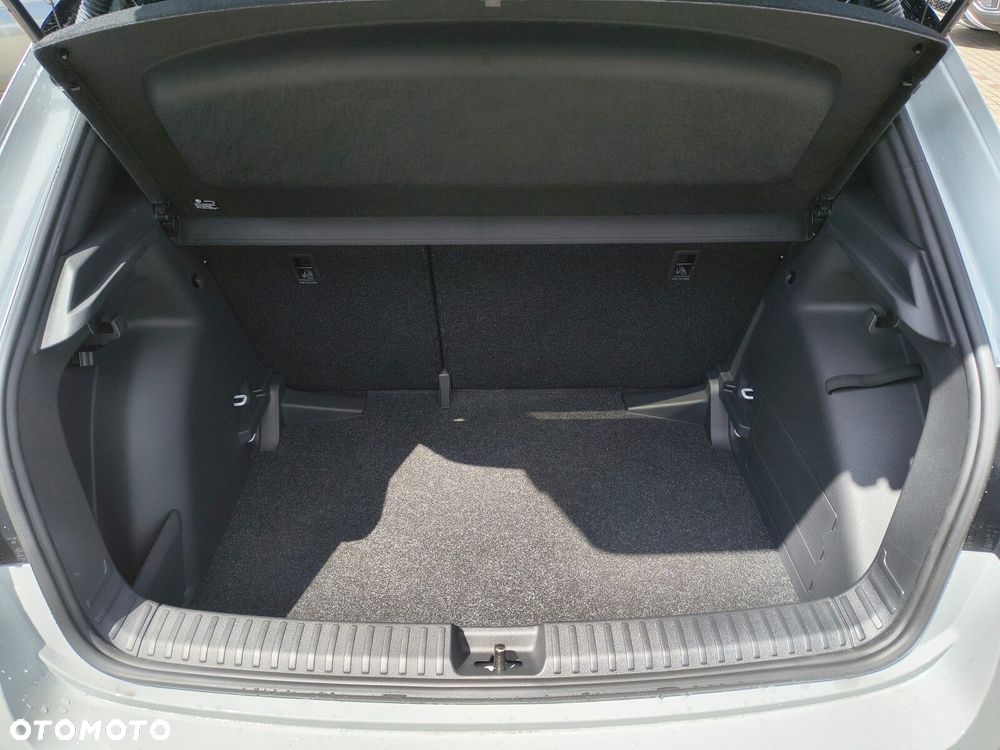 Skoda Fabia 1.0 TSI Monte Carlo DSG - 11