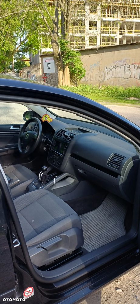 Volkswagen Golf - 13