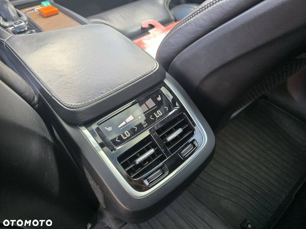 Volvo XC 90 T6 AWD Inscription 7os - 36