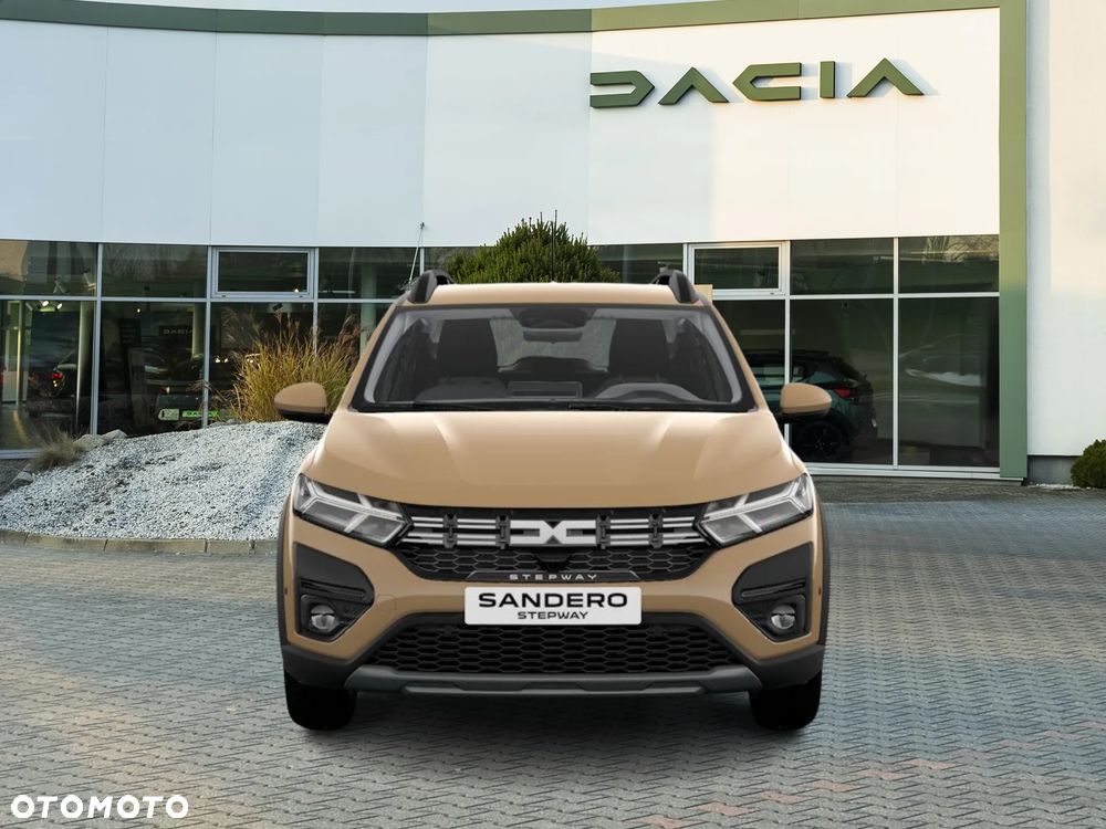 Dacia Sandero - 8