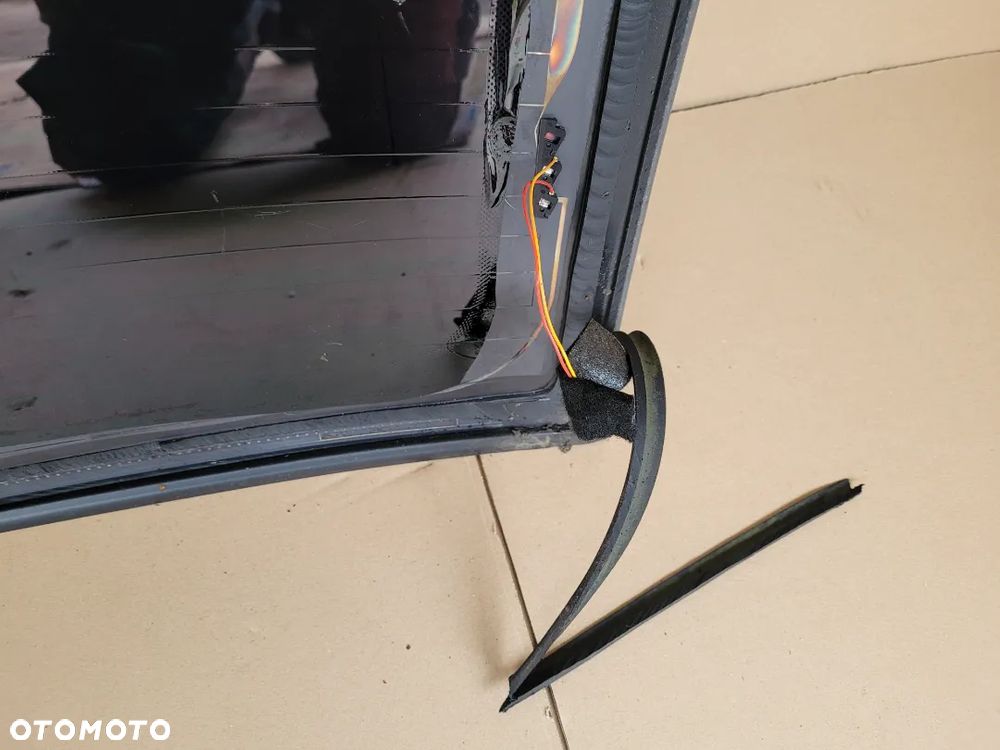 SZYBA TYŁ TYLNA MERCEDES W219 CLS KAROSERYJNA - 8