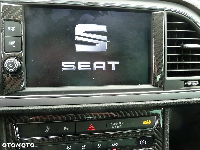 Seat Leon 2.0 TDI DPF DSG Xcellence - 19