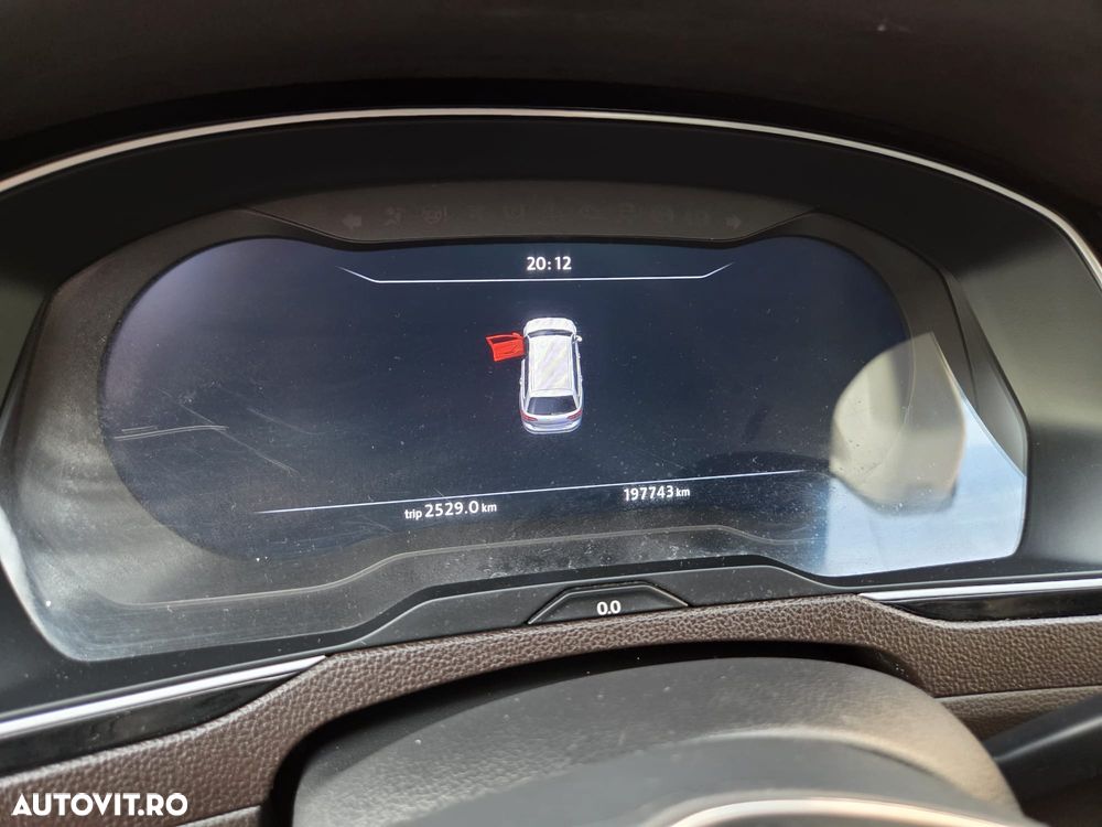 Volkswagen Passat 2.0 TDI DSG 4Motion Highline - 13