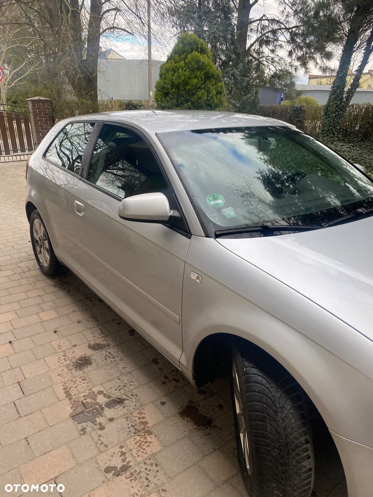 Audi A3 3-drzwiowe 1.2 TFSI Attraction - 2