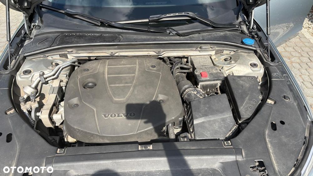 Volvo V90 D4 SCR Kinetic - 16