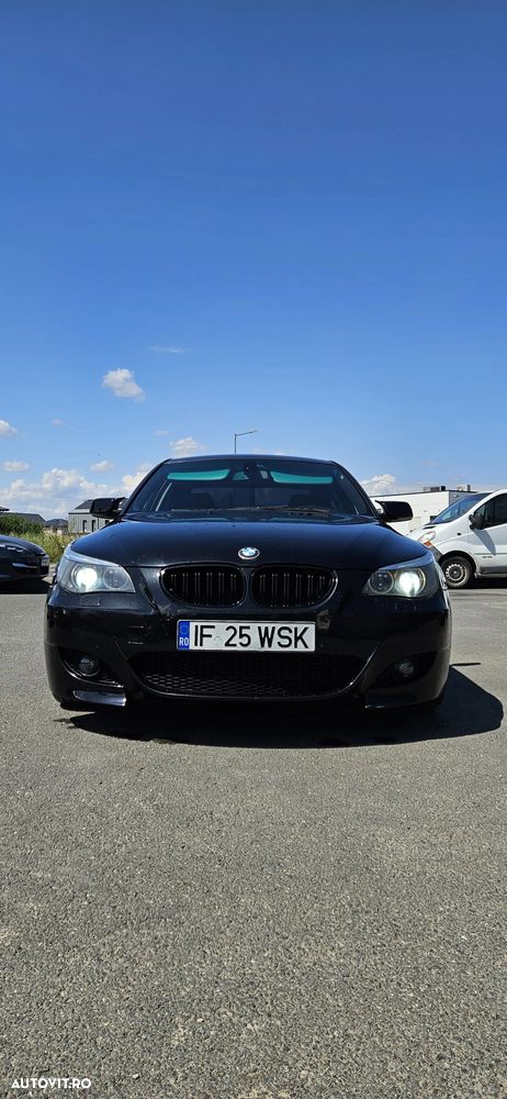 BMW Seria 5 520i - 5