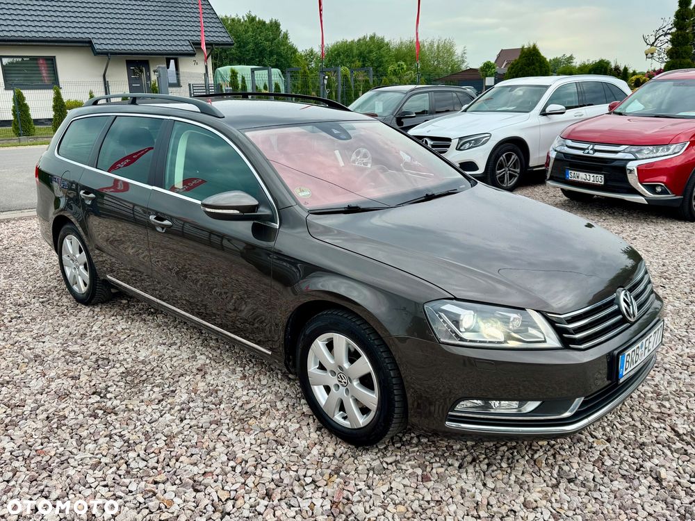 Volkswagen Passat - 32