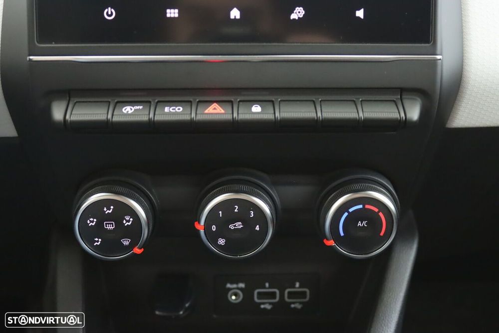 Renault Clio 1.0 TCe Evolution Bi-Fuel - 28