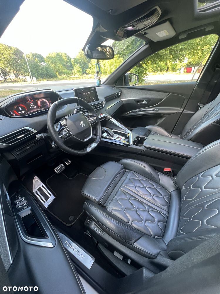 Peugeot 5008 - 5