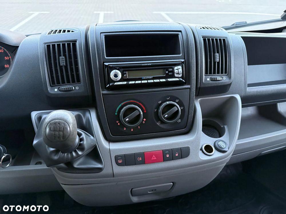 Peugeot BOXER - 38