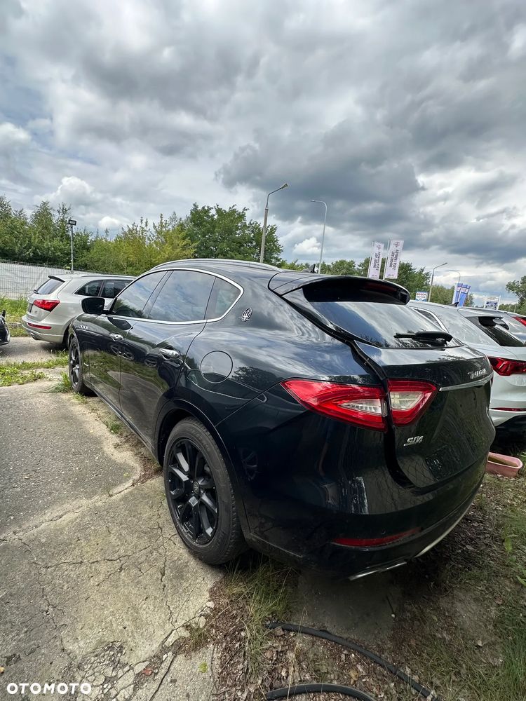Maserati Levante S Q4 GranLusso - 4