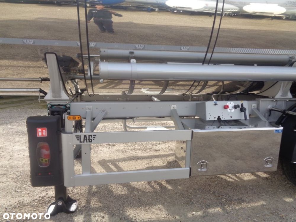 Lag cysterna chemiczna L4BH - 30.000 L lub 34.000 L - 1 komora - 13