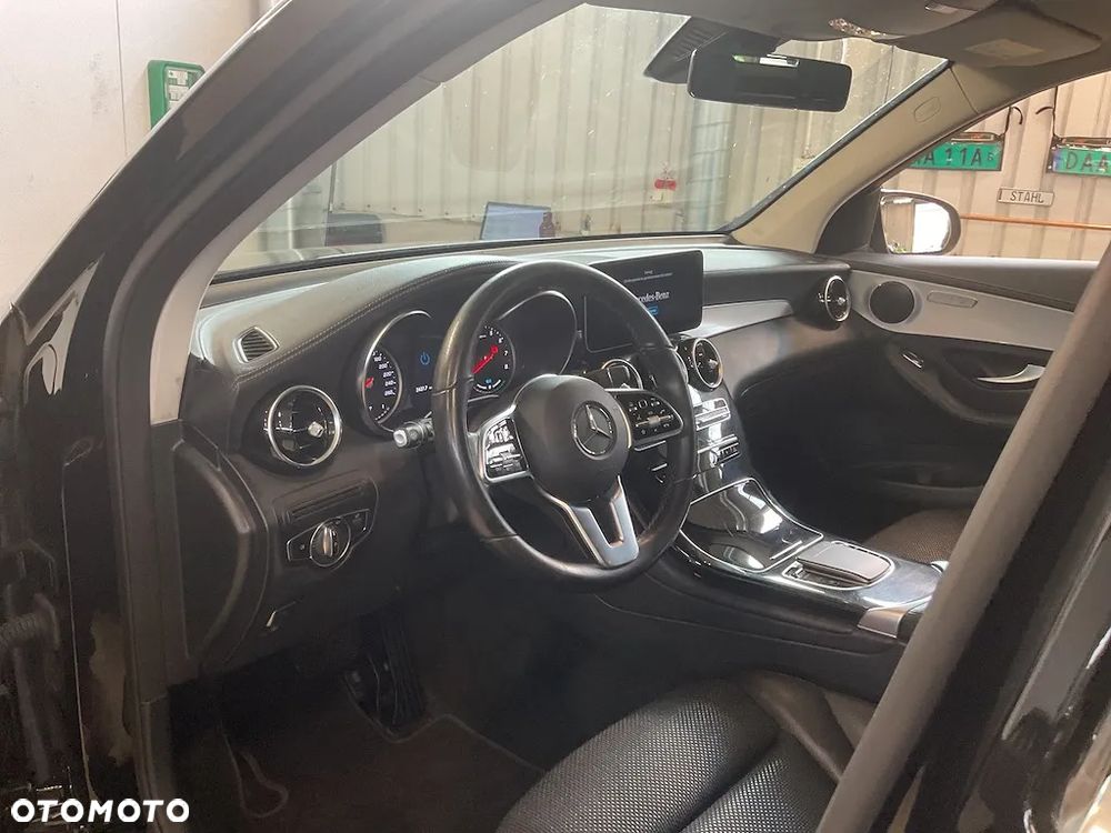 Mercedes-Benz GLC 300 e 4-Matic Avantgarde - 7