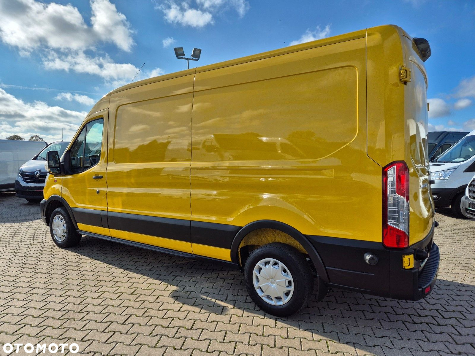 Ford Transit L3H2 *69900zł NETTO* 2,0 TdCi/131KM - 9
