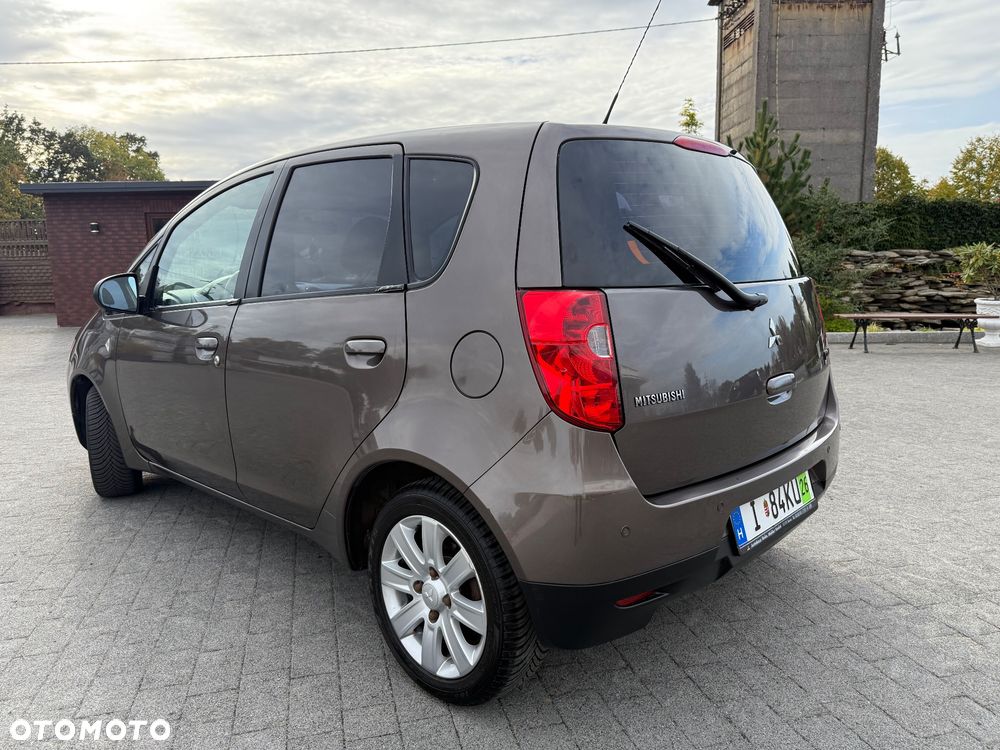 Mitsubishi Colt - 6