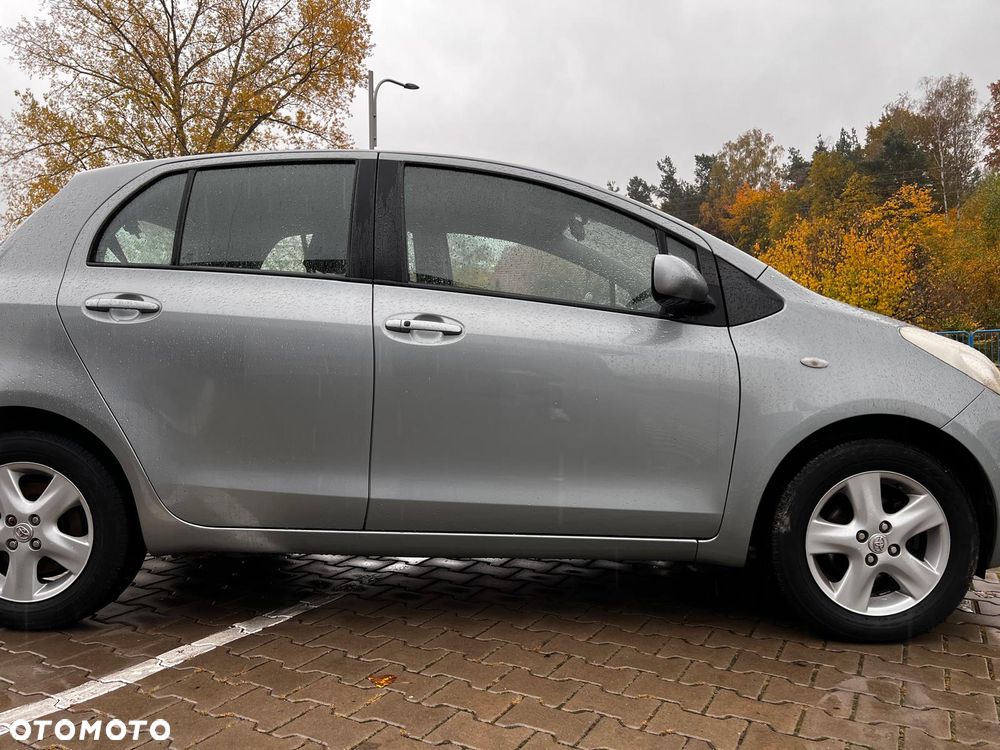 Toyota Yaris - 9