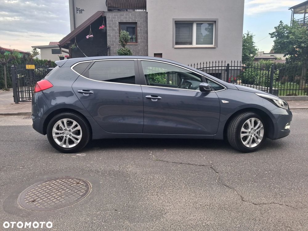 Kia Ceed 1.6 GDI Edition 7 - 4