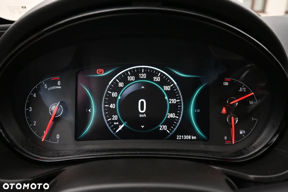 Opel Insignia CT 2.0 CDTI 4x4 Exclusive S&S - 36