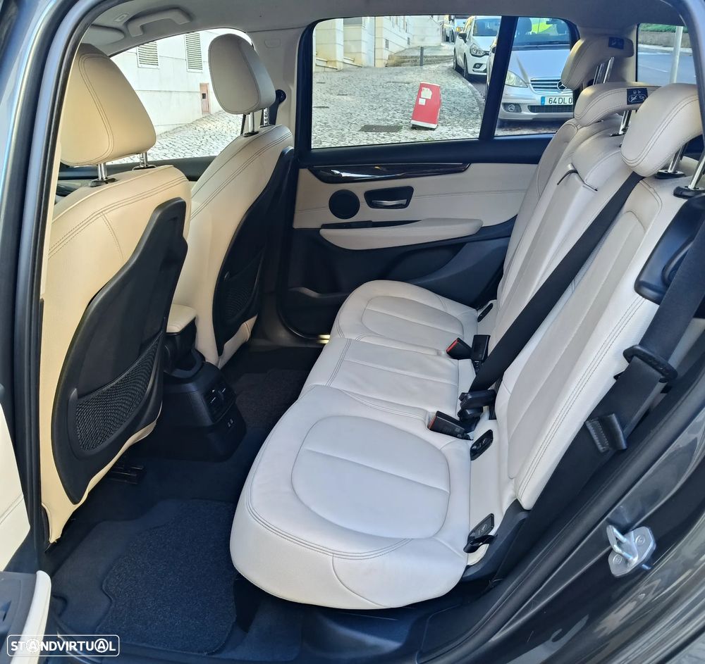 BMW 216 Gran Tourer d 7L Line Luxury Auto - 24