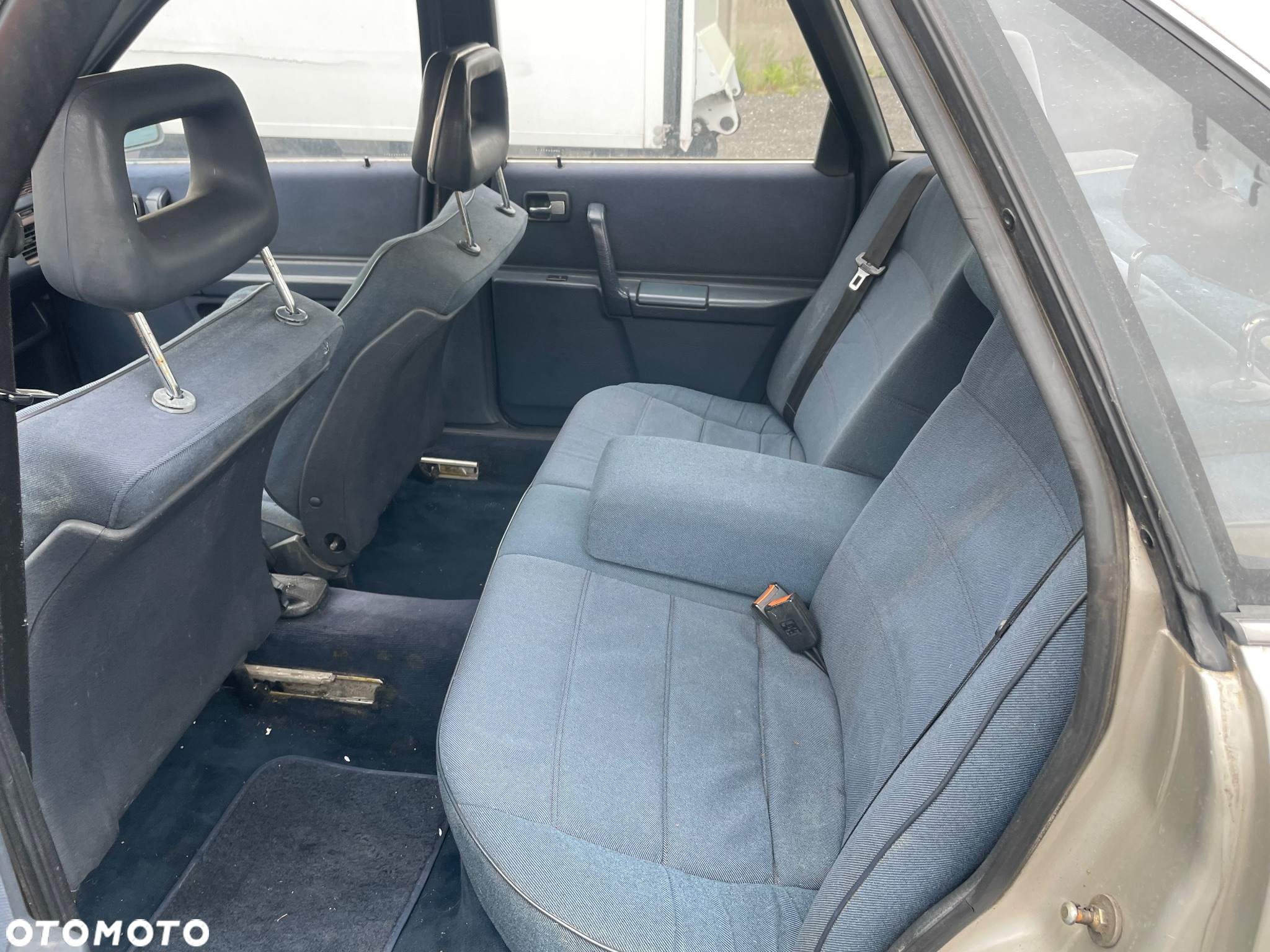 Audi 100 Avant 2.2 - 7