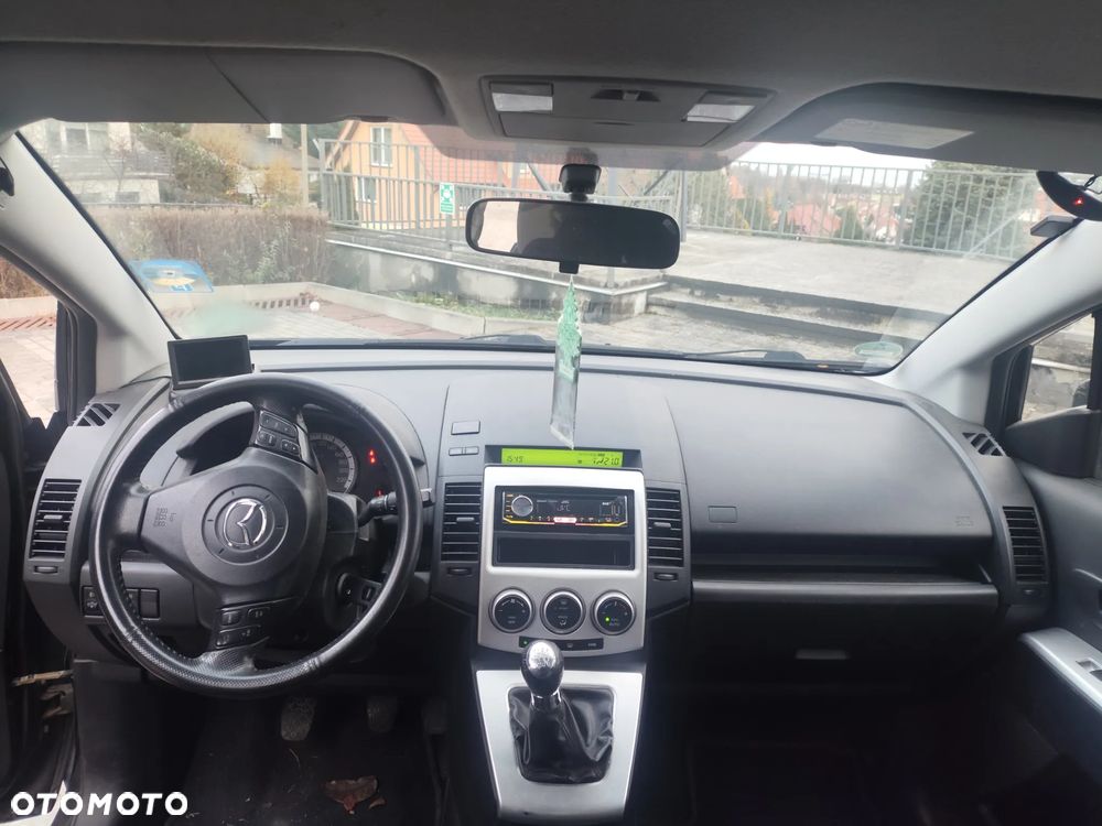 Mazda 5 2.0 CD DPF Exclusive - 6