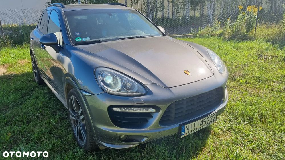 Porsche Cayenne Turbo - 3
