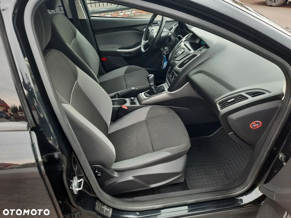 Ford Focus 1.6 Edition Start - 10