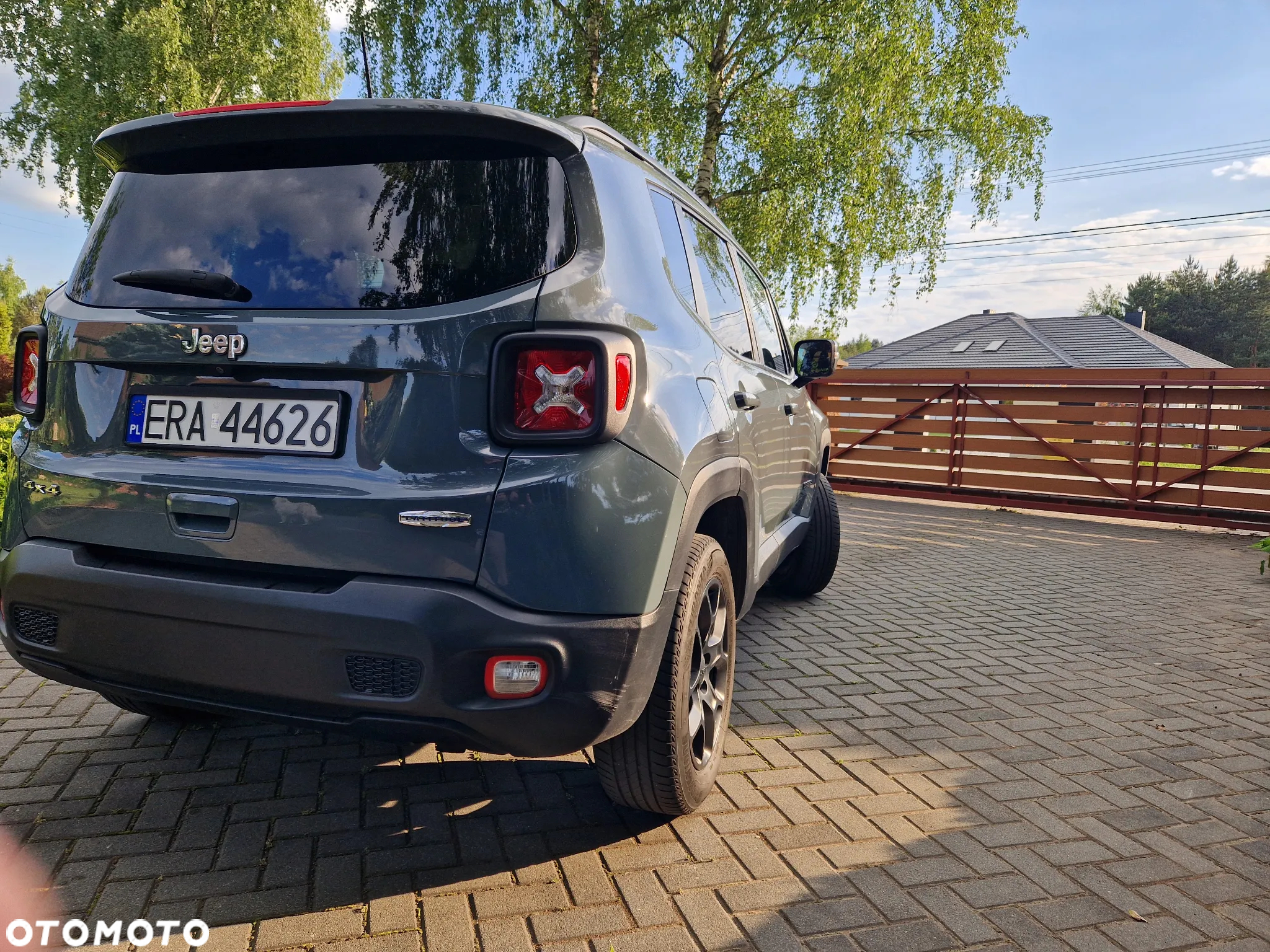 Jeep Renegade - 4