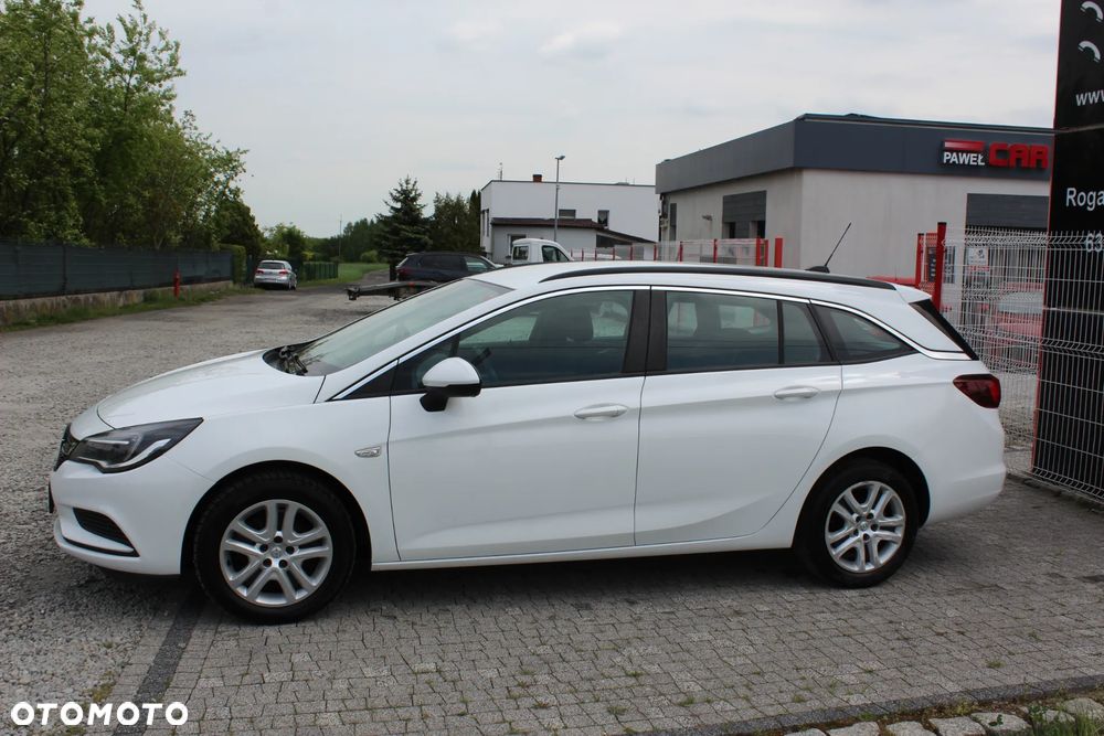 Opel Astra 1.4 Turbo Edition - 10