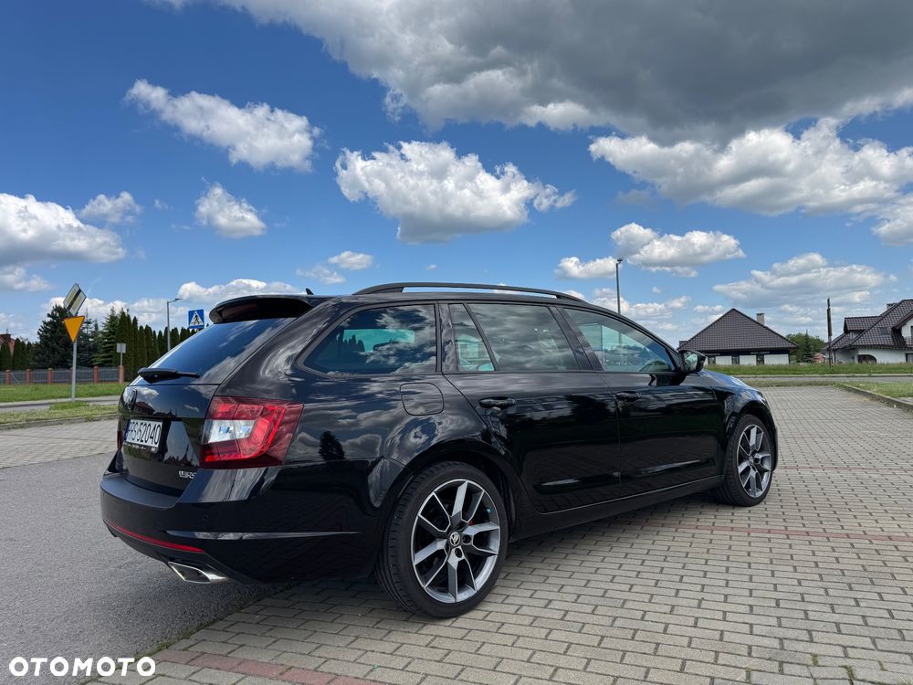 Skoda Octavia 2.0 TDI SCR RS DSG - 11
