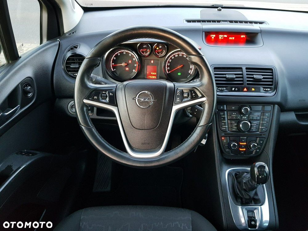 Opel Meriva - 13