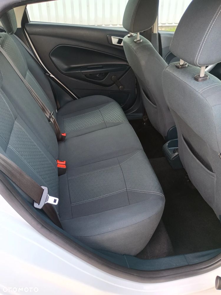 Ford Fiesta 1.25 Titanium EU5 - 9