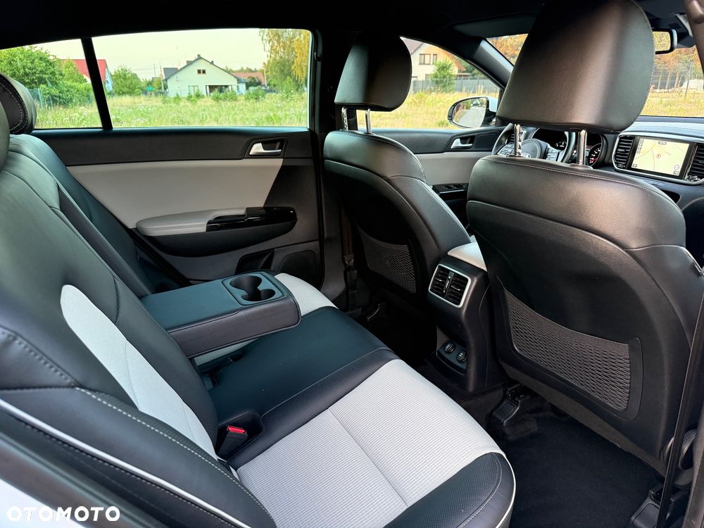 Kia Sportage 2.0 CRDI 184 AWD Platinum Edition - 27