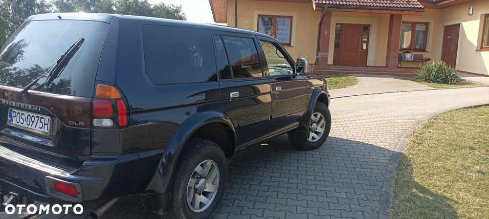 Mitsubishi Pajero Sport - 2