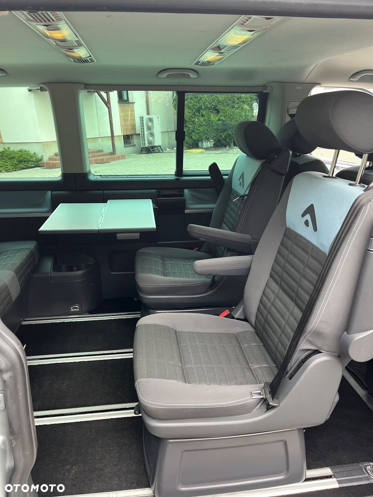 Volkswagen Multivan - 8