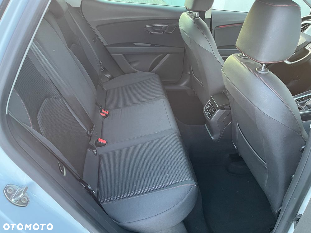Seat Leon 1.5 eTSI ACT OPF DSG FR - 26