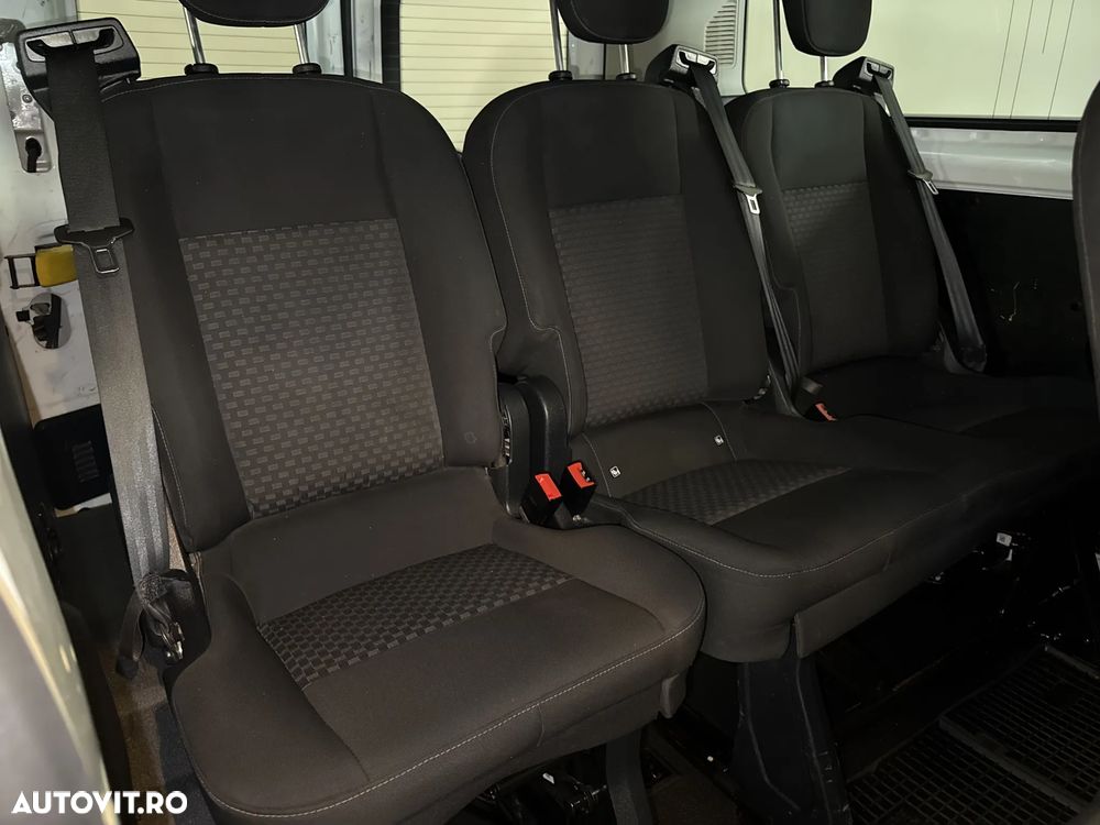 Ford Tourneo - 13