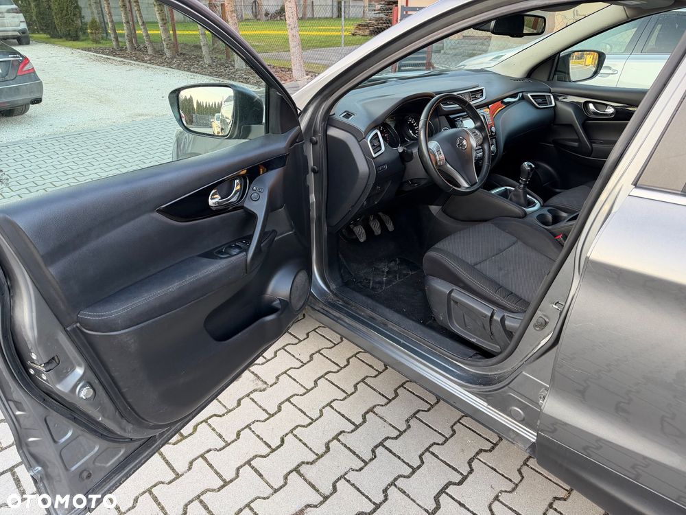 Nissan Qashqai 1.5 dCi TEKNA+ - 9