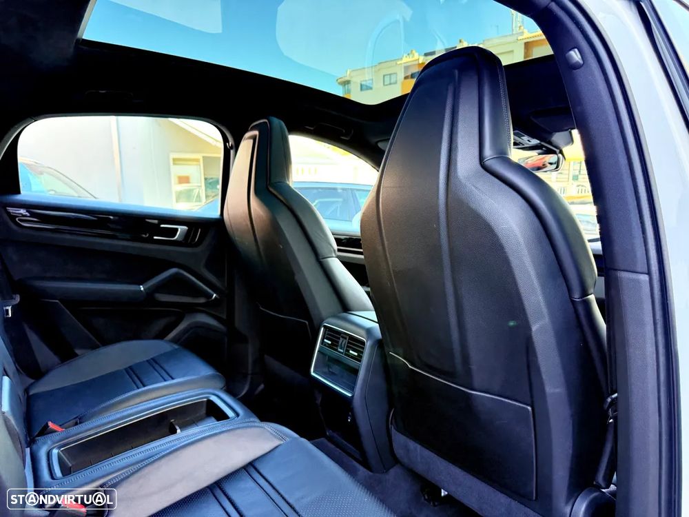 Porsche Cayenne E-Hybrid Tiptronic S - 34