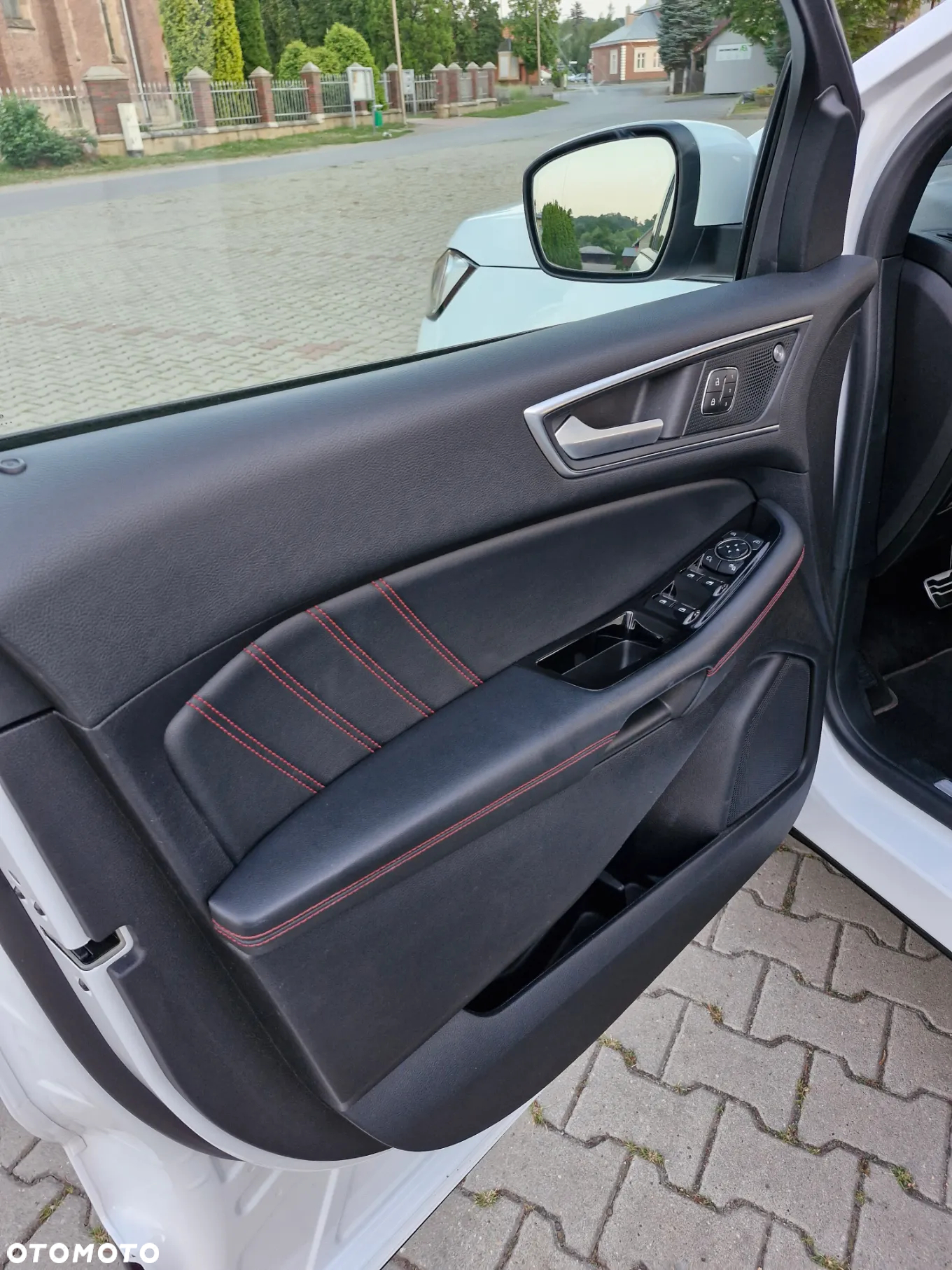 Ford Edge - 7