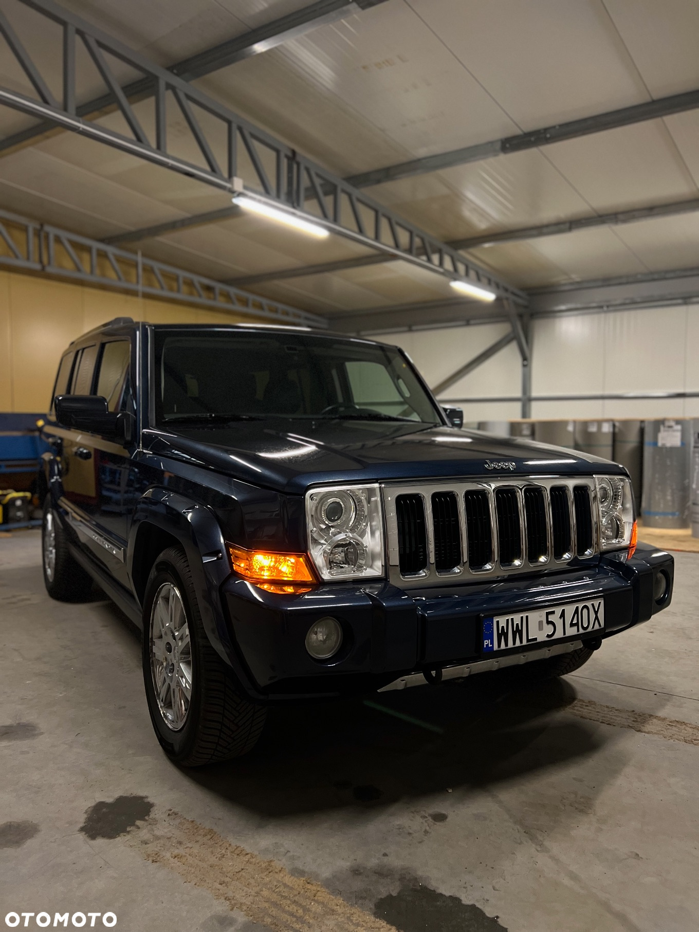 Jeep Commander 5.7 V8 HEMI Automatik Limited - 24