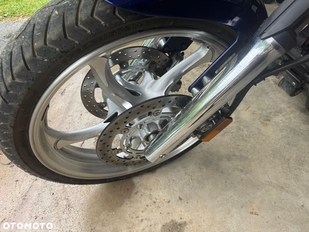Yamaha XV - 25